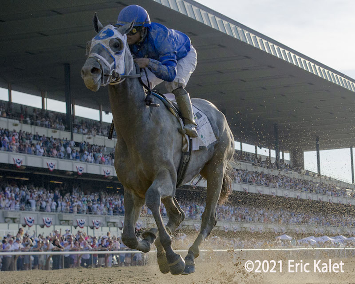 Essential Quality Masters Test Of The Champion; Cox, Saez Celebrate